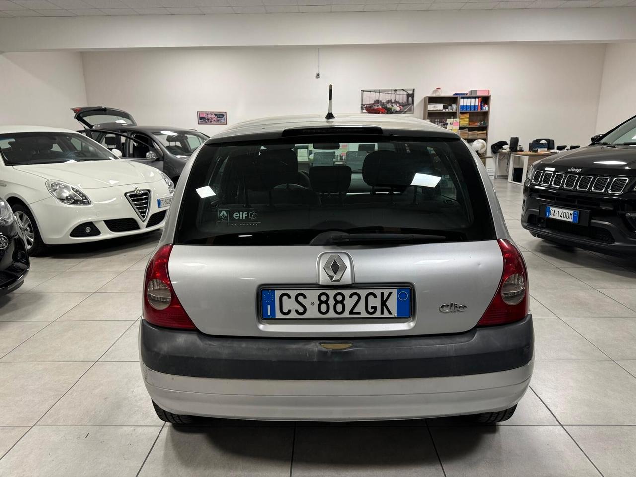 Renault Clio 1.2 BENZINA 5P NEOPATENTATI 2004