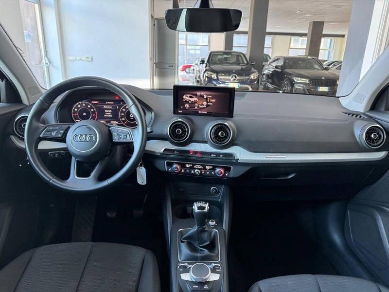 Audi Q2 30 TFSI Identity Black