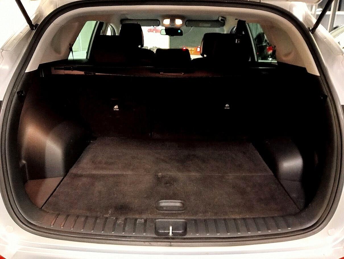 Hyundai TUCSON 1.7 CRDI XPOSSIBLE 19" CAMERA *CAMBIO NUOVO*