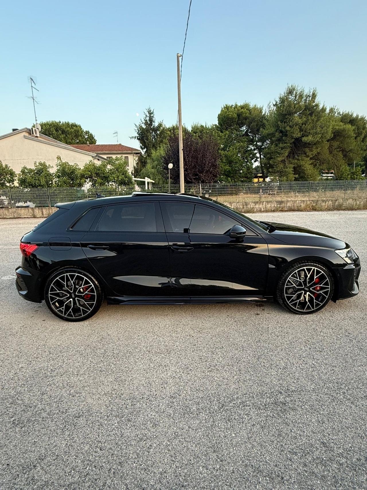 Audi A3 RS 3 SPB TFSI quattro S tronic