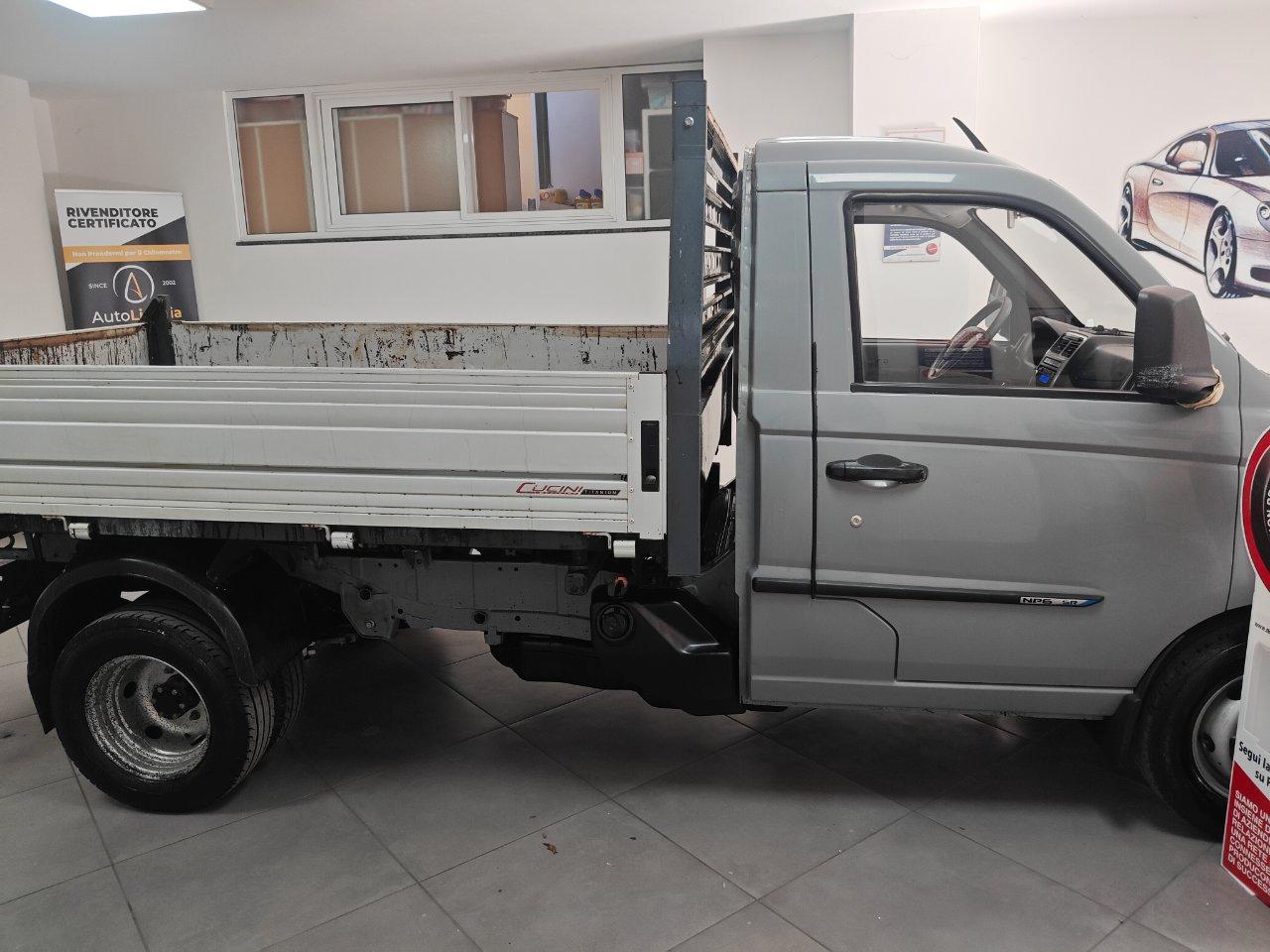 PIAGGIO Porter NP6 LPG short range 3000 pianale ribaltabile Top r.gem.