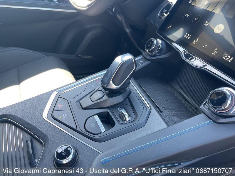 Lynk & Co 01 01 PHEV