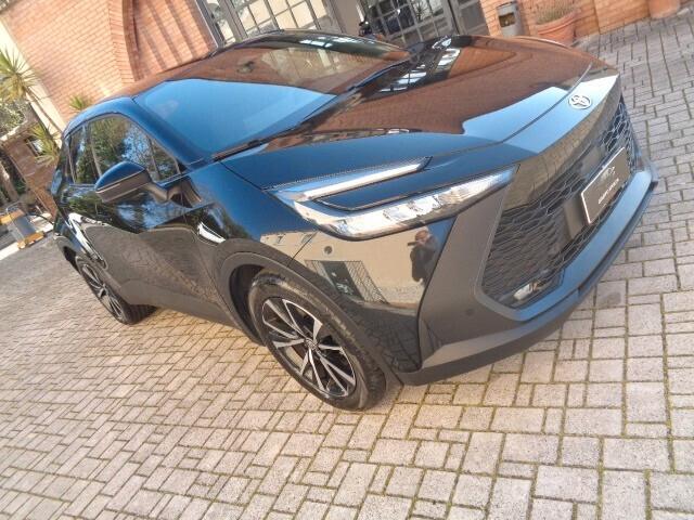 Toyota C-HR 2.0 PHEV Trend 220 cv NESSUN VINCOLO FINANZIARIO