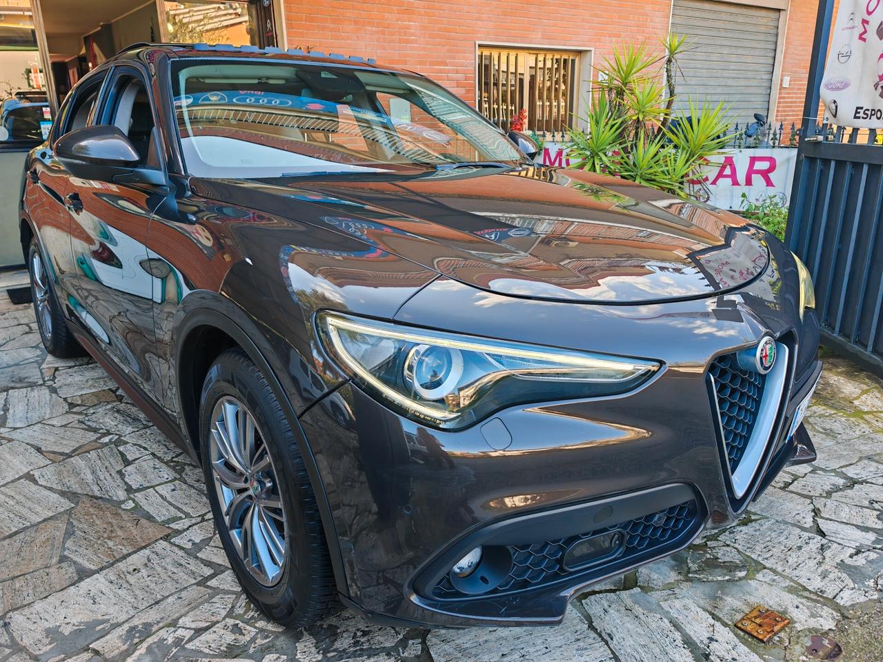 Alfa Romeo Stelvio 2.2 DIESEL 150CV TETTO APRIBILE