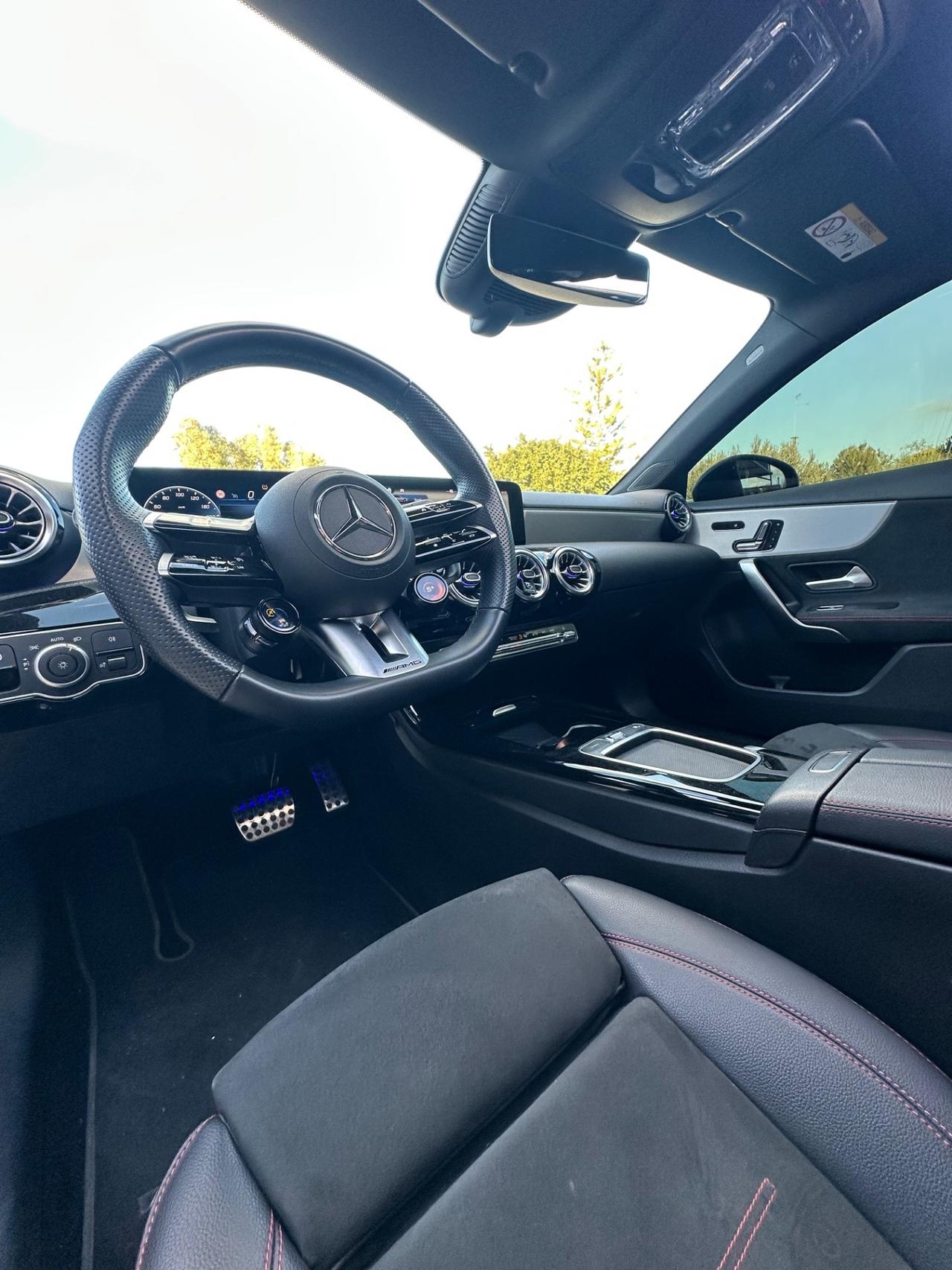 Mercedes-benz A 35 AMG LINE PREMIUM PLUS