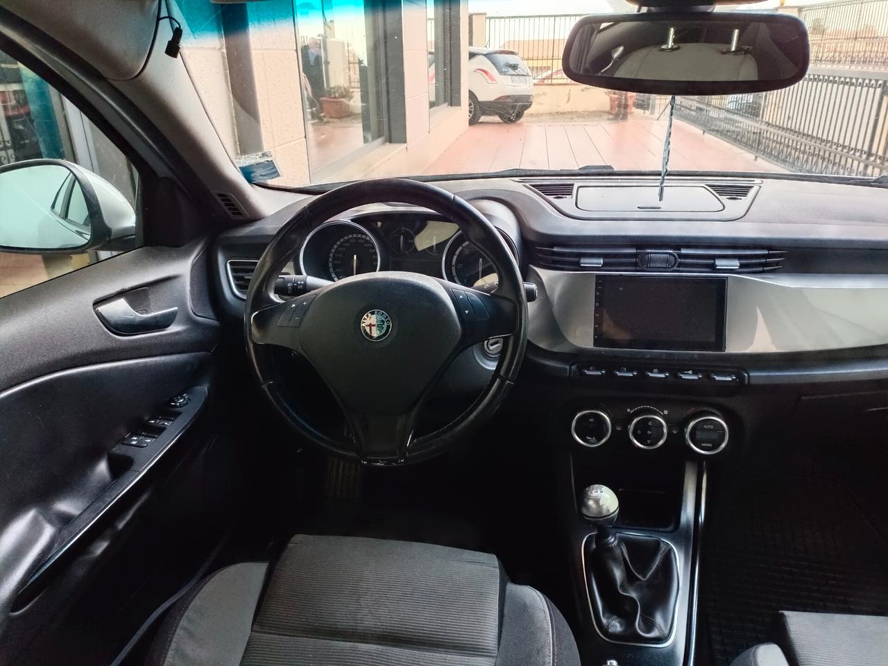 Alfa Romeo Giulietta 1.6 JTDm-2 105 CV Distinctive