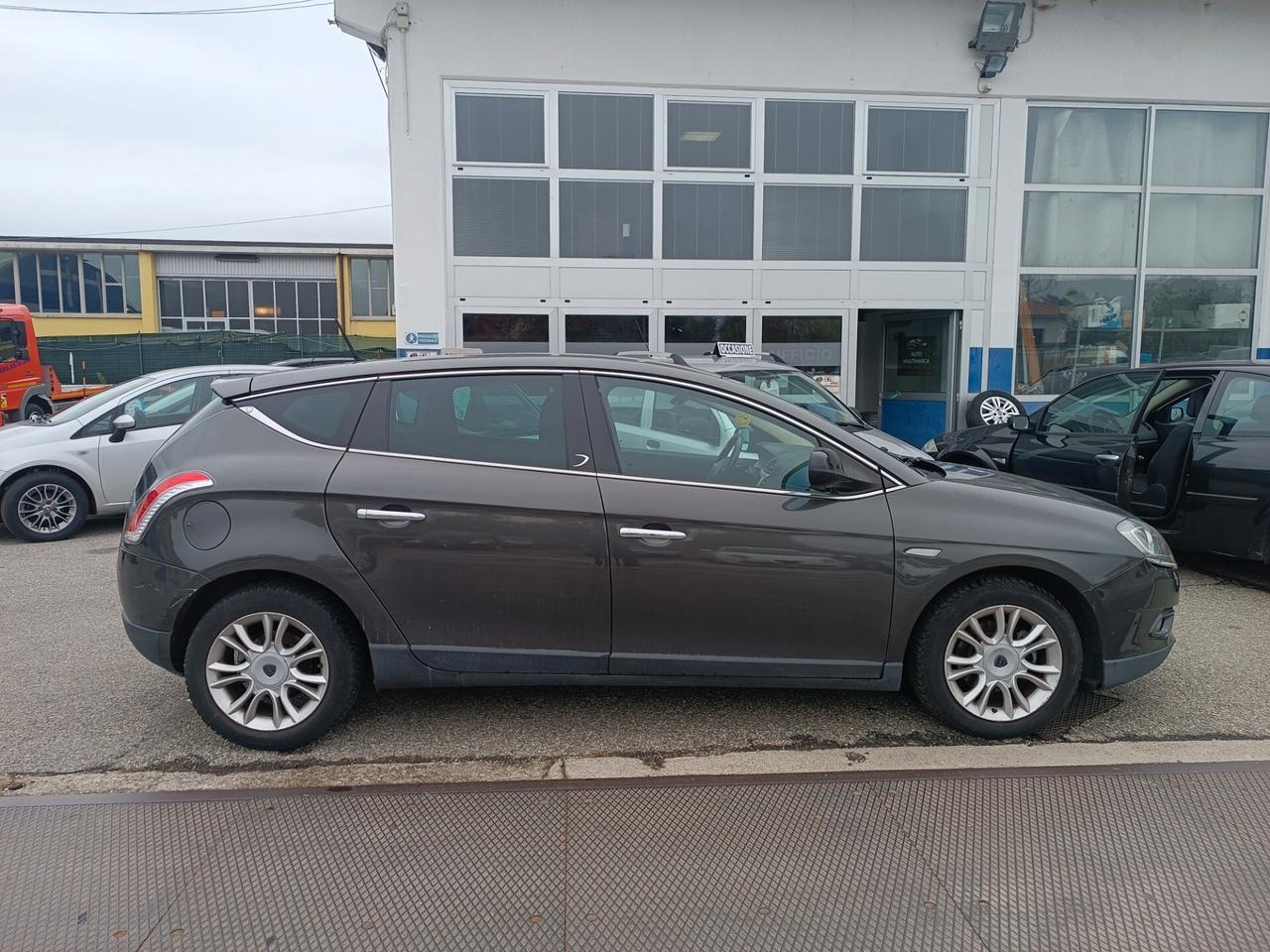 Lancia Delta 1.6 MJT DPF Oro