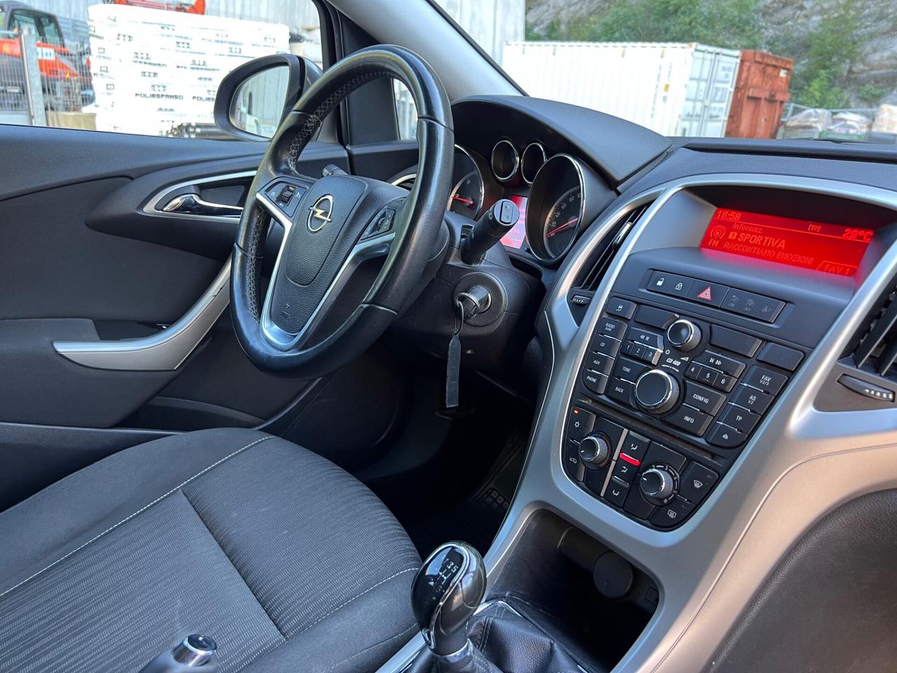 Opel Astra 1.7 CDTI 110CV 5 porte Cosmo