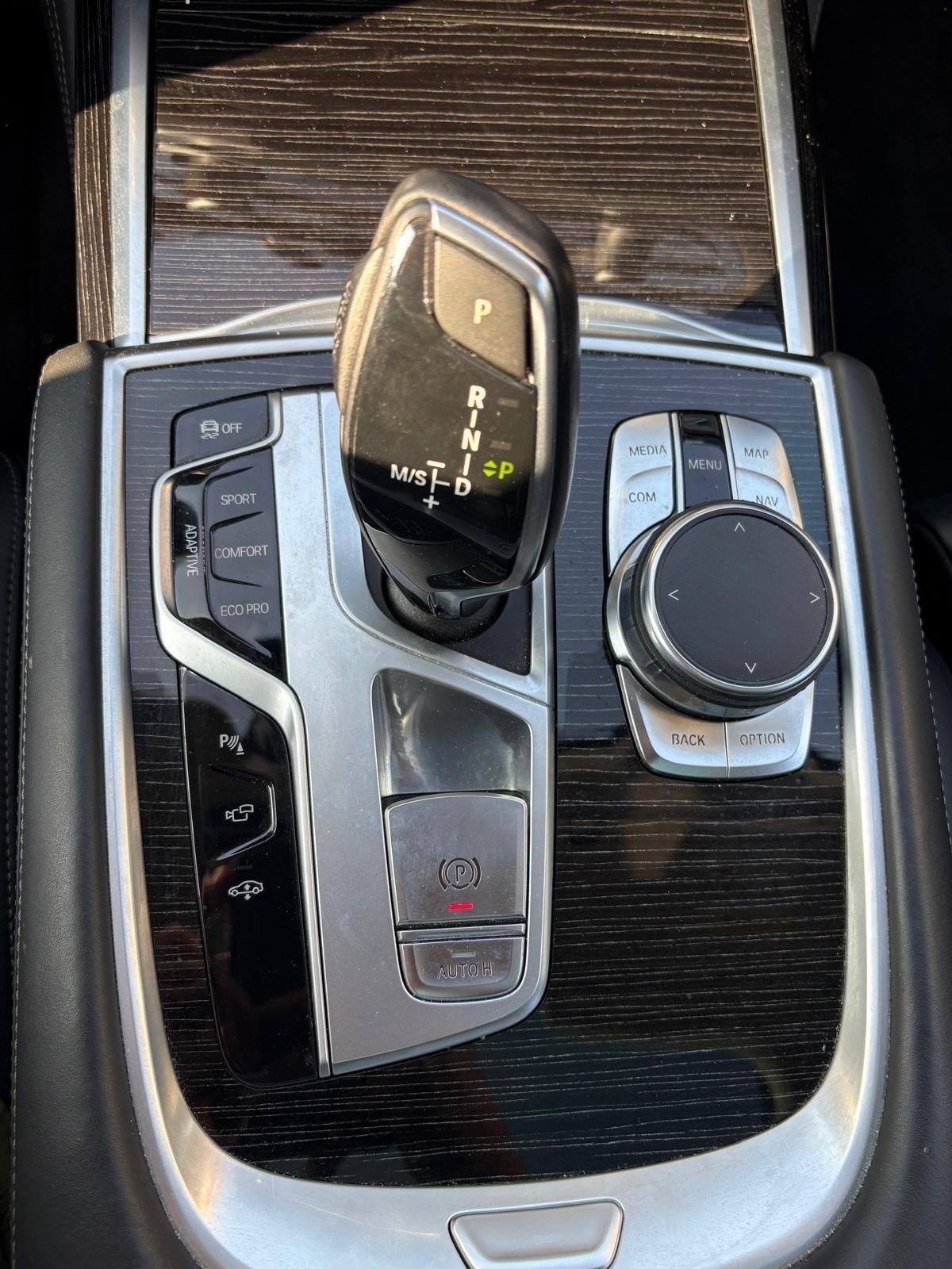 Bmw 750 750i xDrive Eccelsa