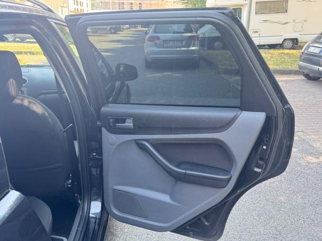 Ford Focus 1.6 tdci Titanium 90cv