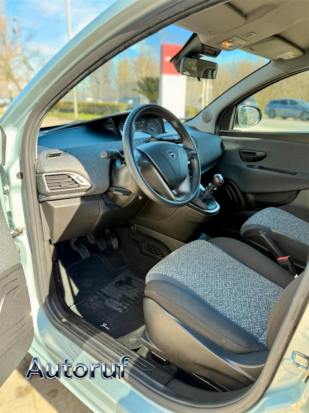 Lancia Ypsilon 1.0 FireFly 5 porte S&S Hybrid 2023