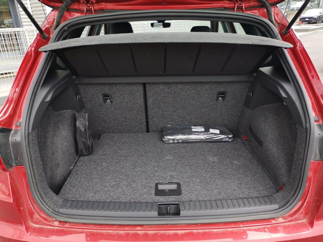 SEAT Arona 2022 - Arona 1.0 ecotsi Xperience 115cv