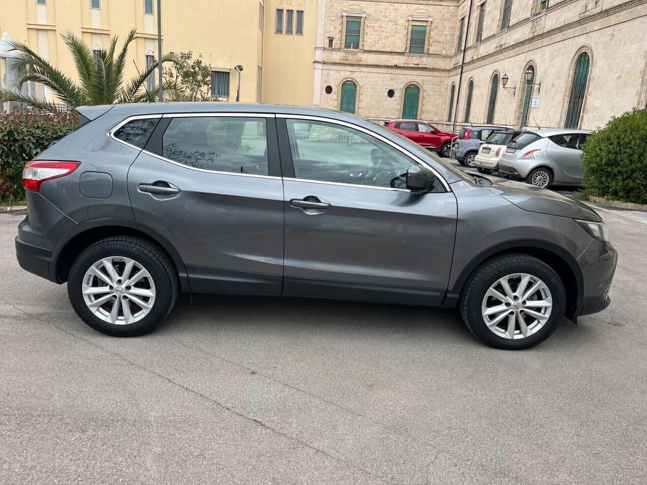 Nissan Qashqai 1.5 dCi Tekna Navi Full
