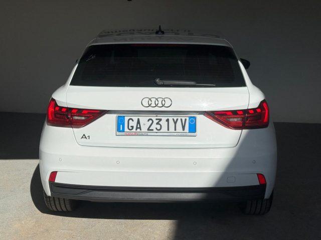 AUDI A1 citycarver 30 TFSI Admired