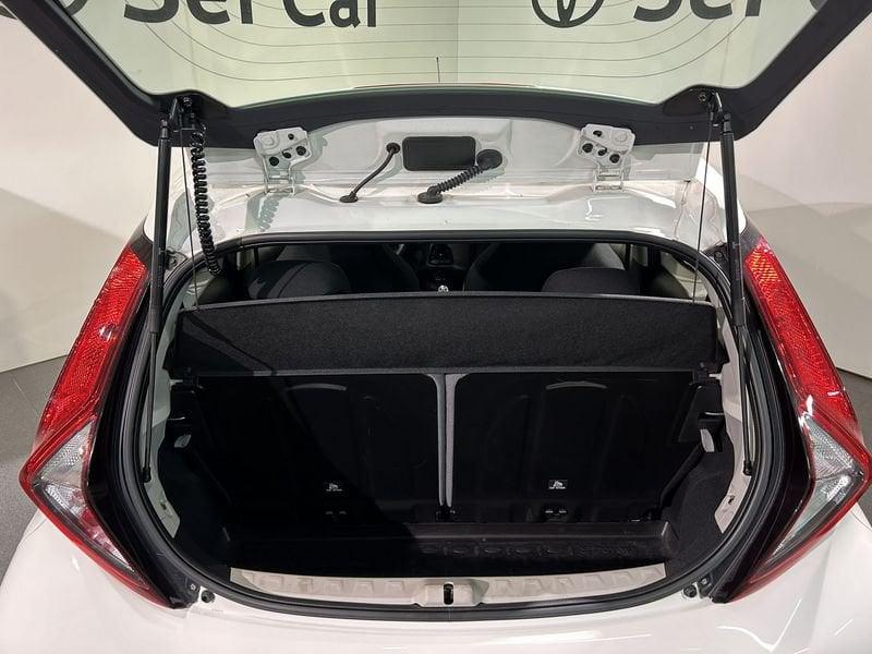 Toyota Aygo Aygo Connect 1.0 VVT-i 72 CV 5 porte x-fun