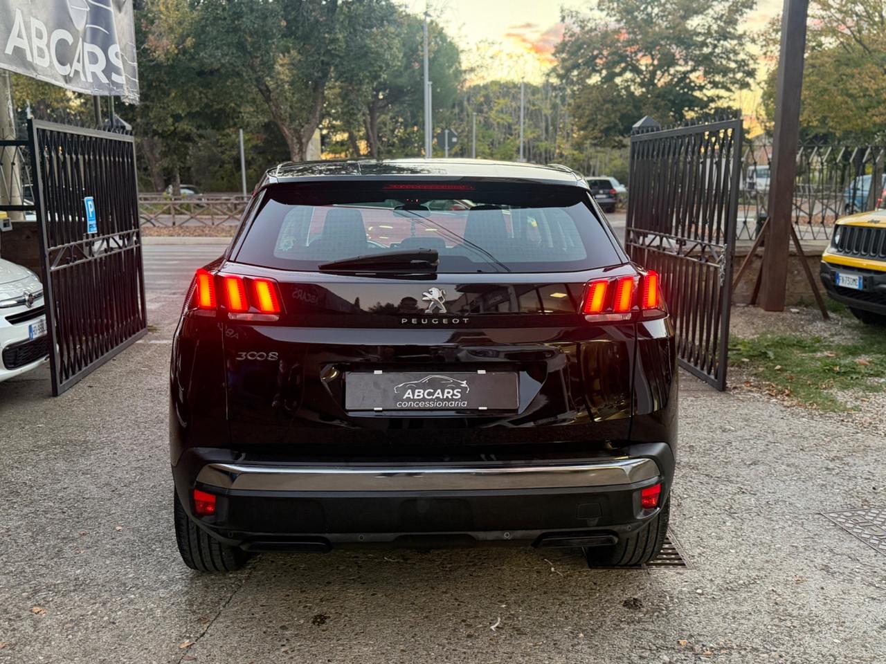 Peugeot 3008 BlueHDi 130 S&S Allure