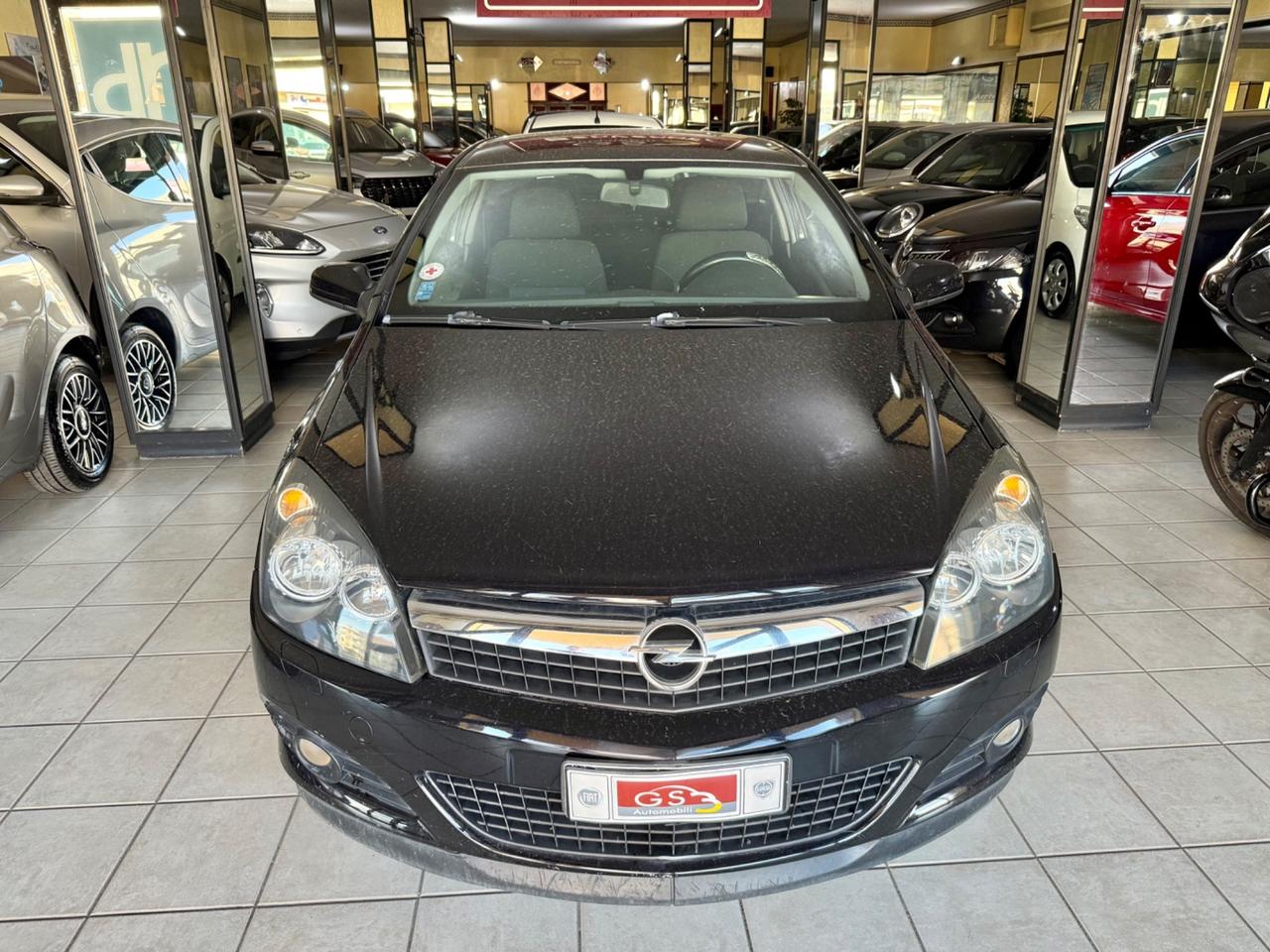 Opel Astra GTC 1.3 CDTI 3 porte Enjoy
