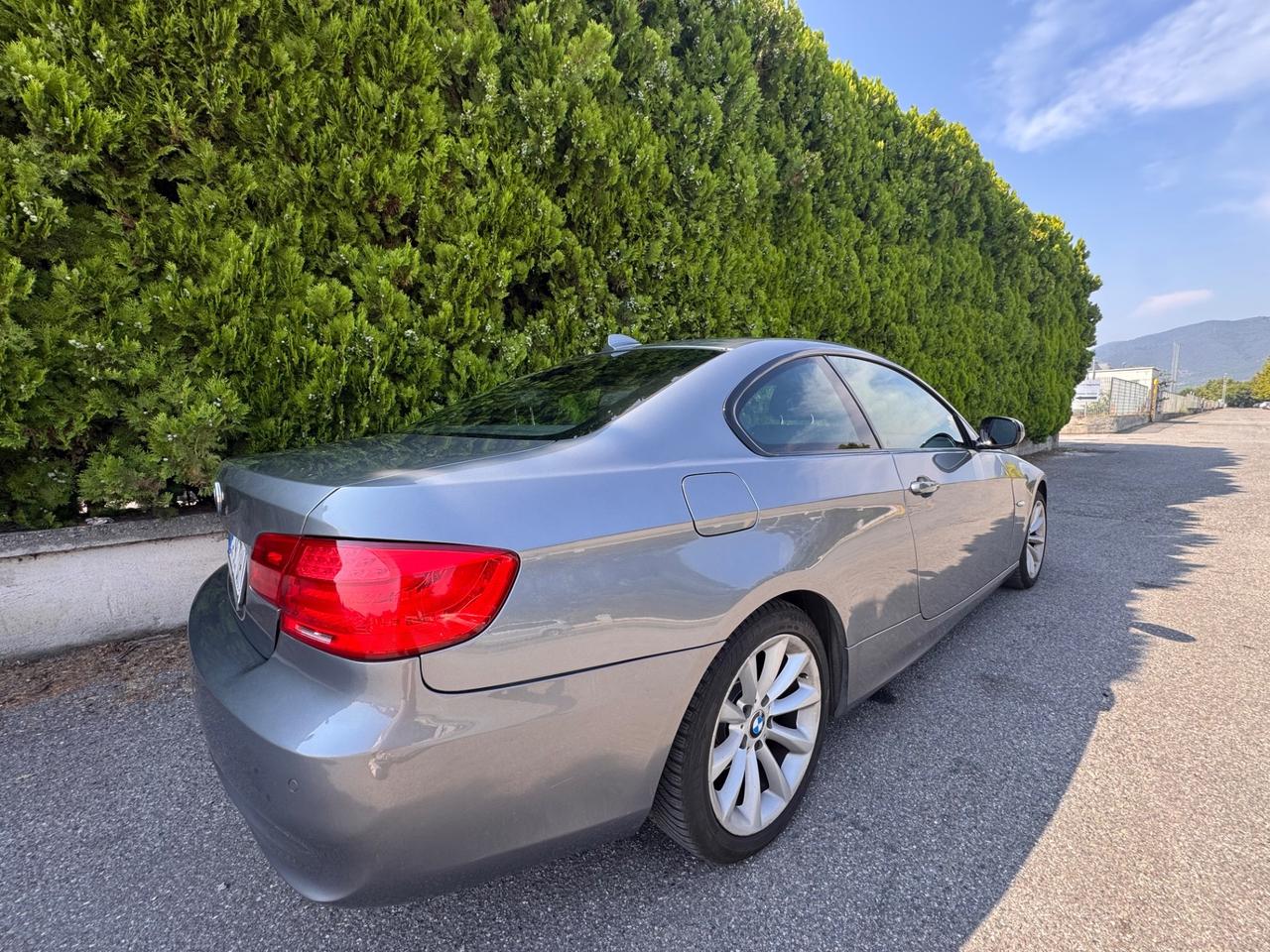 Bmw 320 320, futura, anno 2011, 2.0 diesel, automatico