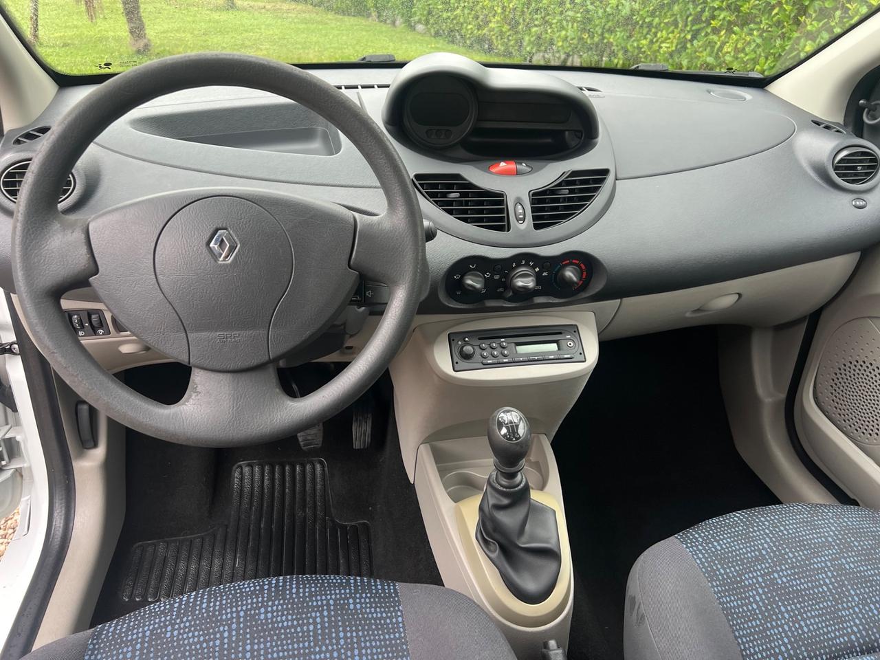 Renault Twingo 1.2 neopatentati