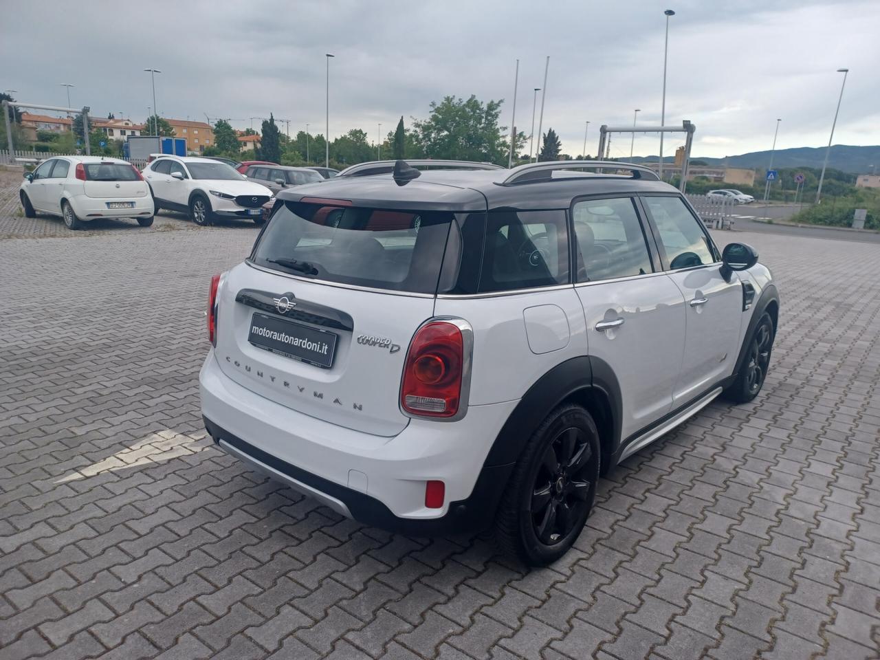 Mini Cooper D Countryman Mini 2.0 Cooper D Business Countryman ALL4