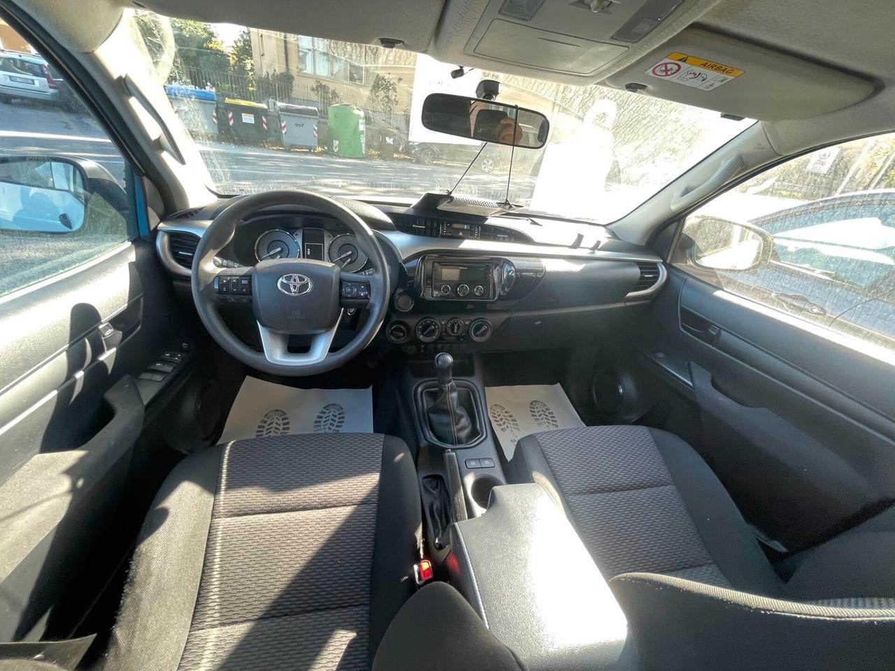 Toyota Hilux 2.4 D-4D 4WD 4 porte Double Cab Comfort