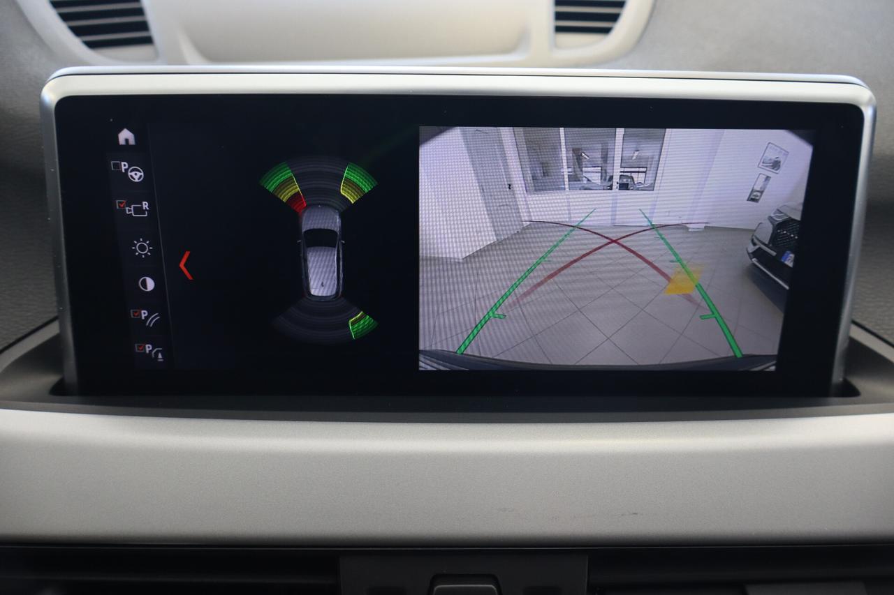 BMW X1 XDRIVE 18d ADVANTAGE - x-DRIVE