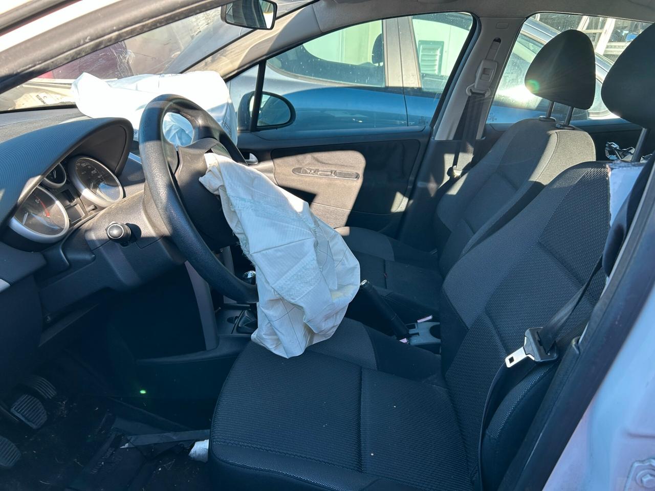 Peugeot 207 1.4 HDi 70CV 5p. Active