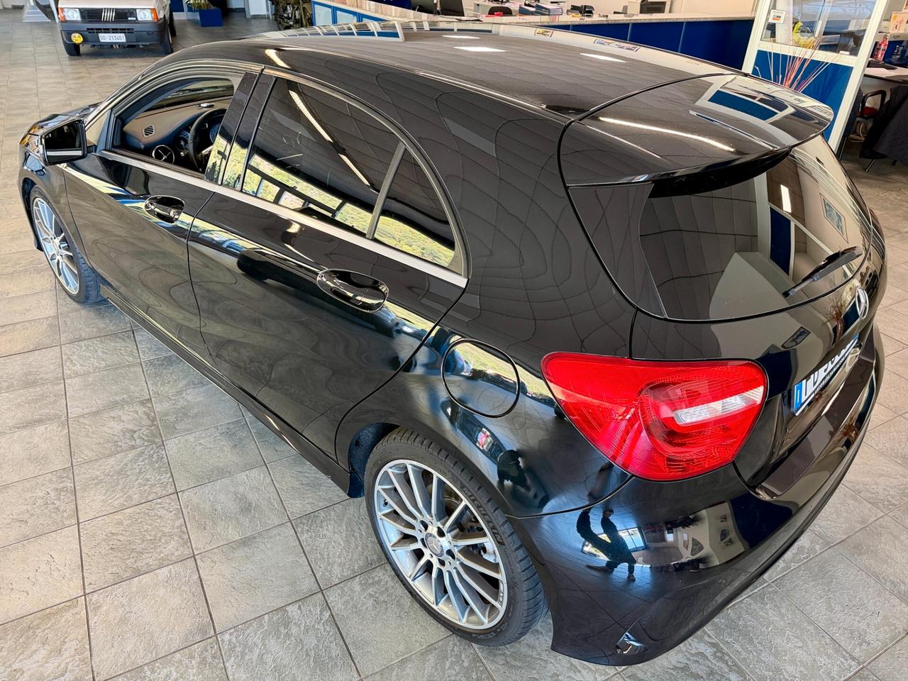 Mercedes-benz A 200 Premium