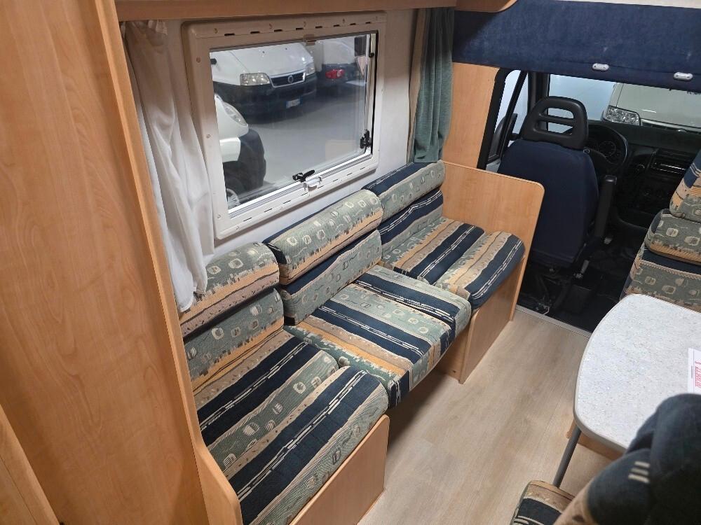 CAMPER CHALLENGER 171
