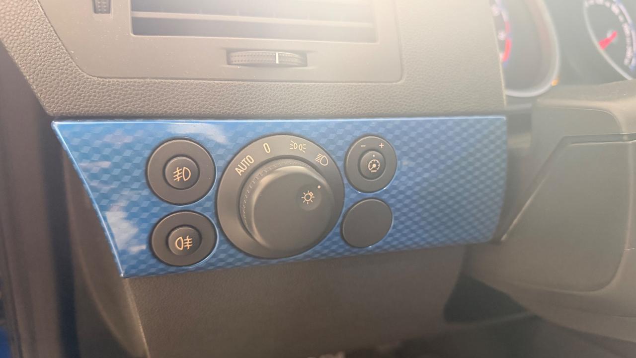 Opel Astra OPC 2.0 T 240CV