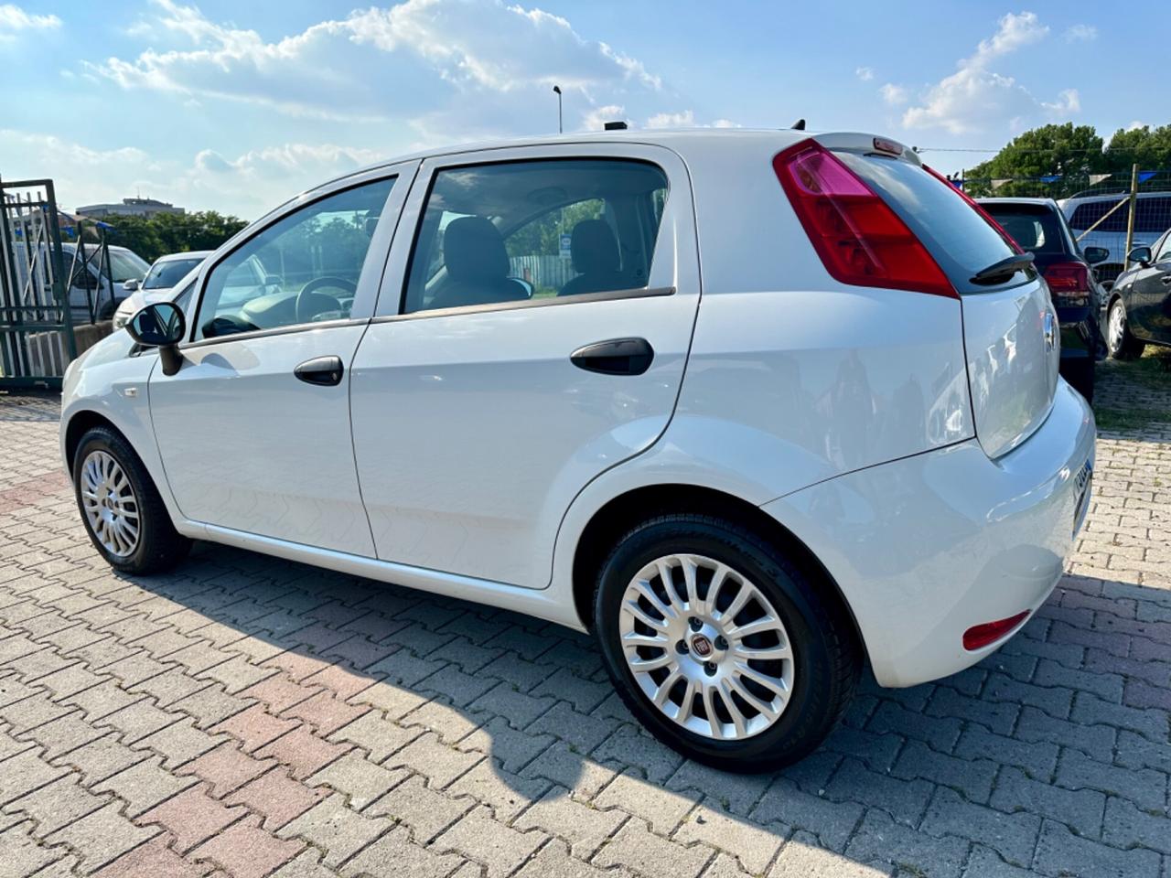 Fiat Punto 1.2 8V 5 porte Street ** GPL**NEOPATENTATI**