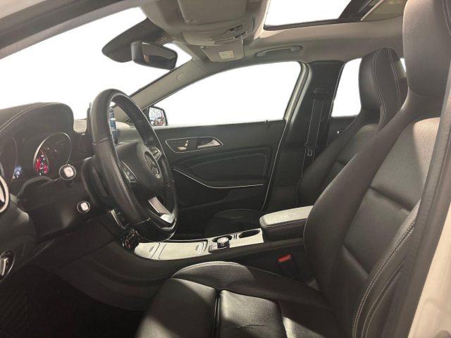 MERCEDES-BENZ GLA 200 d Automatic Premium