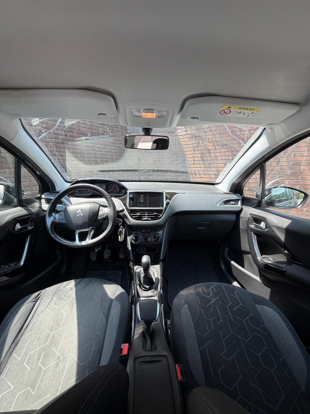 Peugeot 2008 PureTech 82 S&S Allure