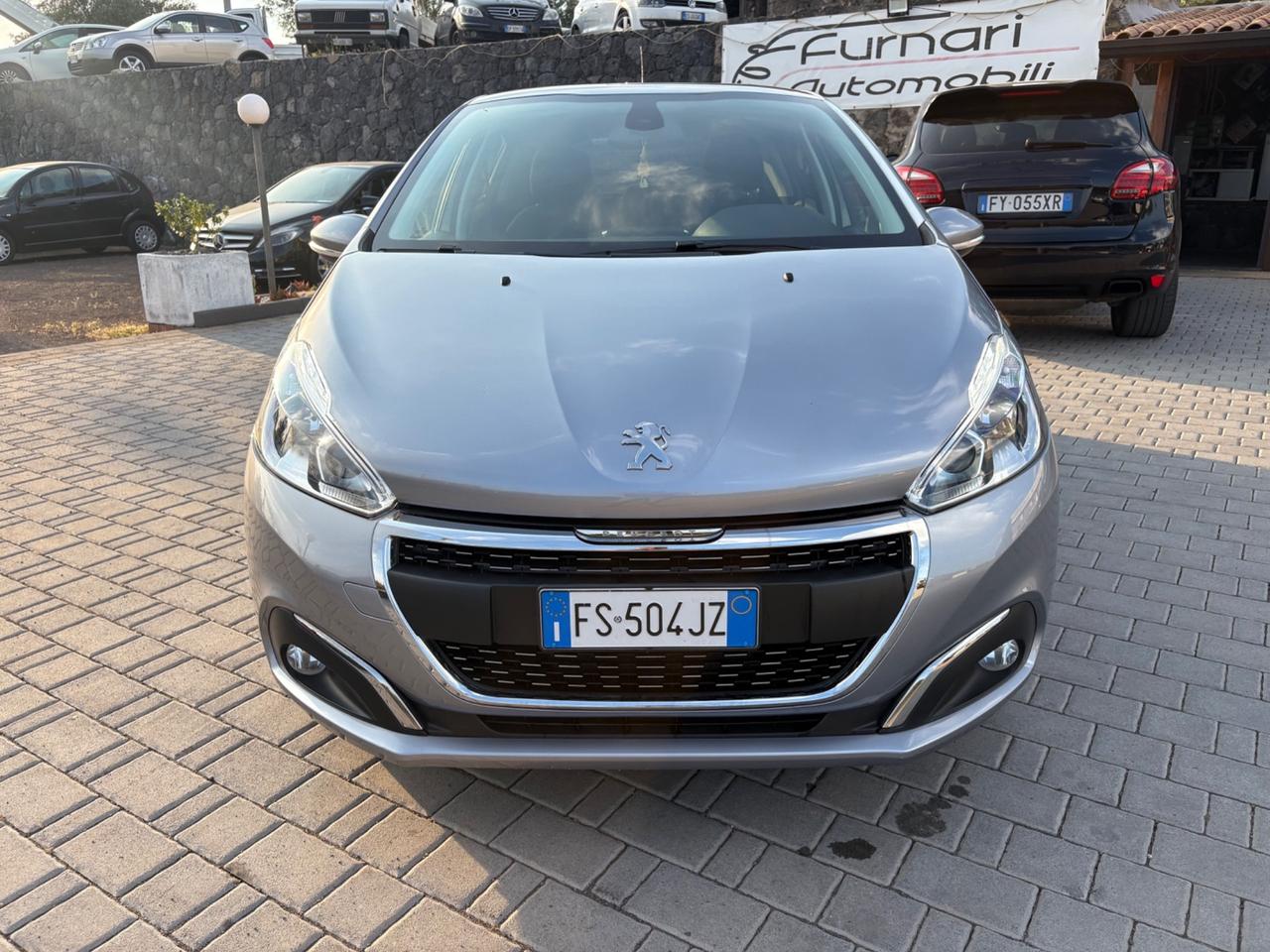 Peugeot 208 PureTech 82 5p. GPL SIGNATURE