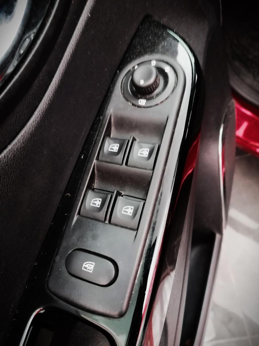 RENAULT - Captur - dCi 8V 90 CV EDC S&S Energy Hypnotic