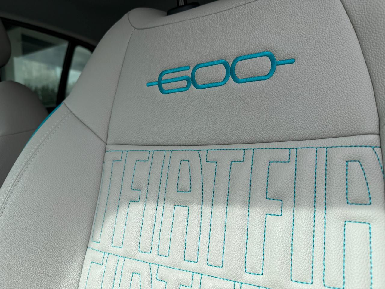 Fiat 600 Hybrid 110 CV DCT MHEV La Prima