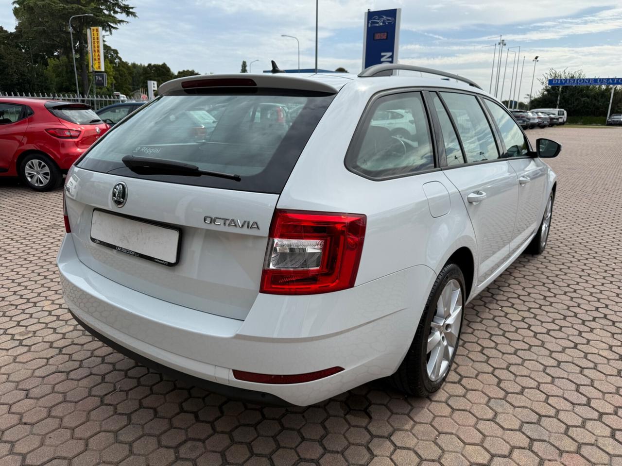 Octavia 2.0 TDI SCR 150 CV DSG Wagon Ambition