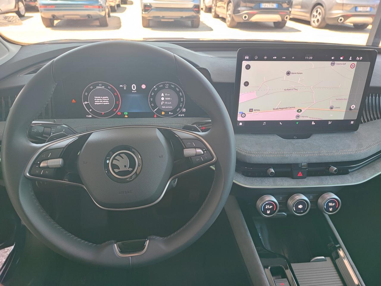 Skoda Superb 2.0 TDI DSG Wagon Laurin&Klement