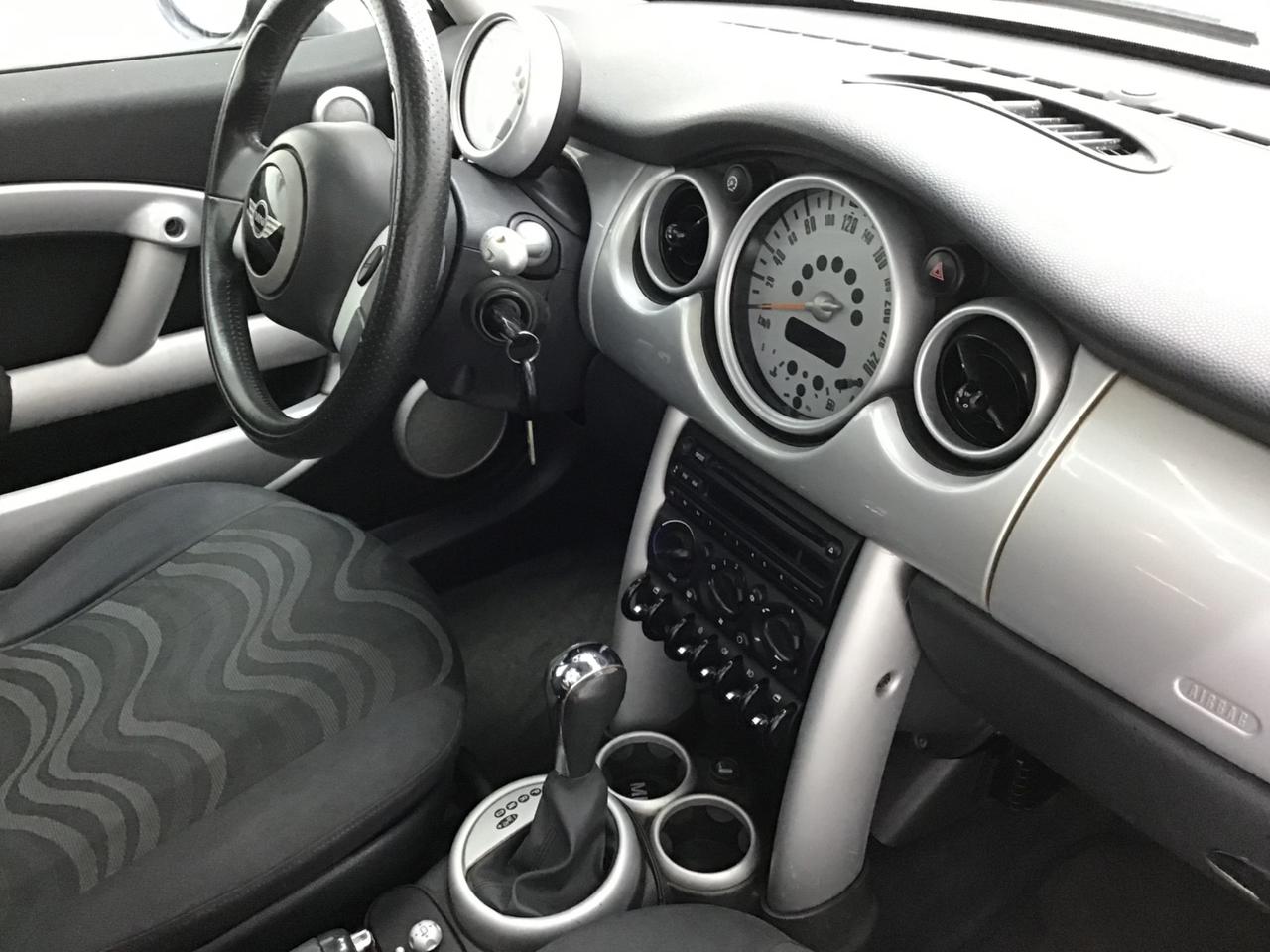 Mini 1.6 16V One de luxe
