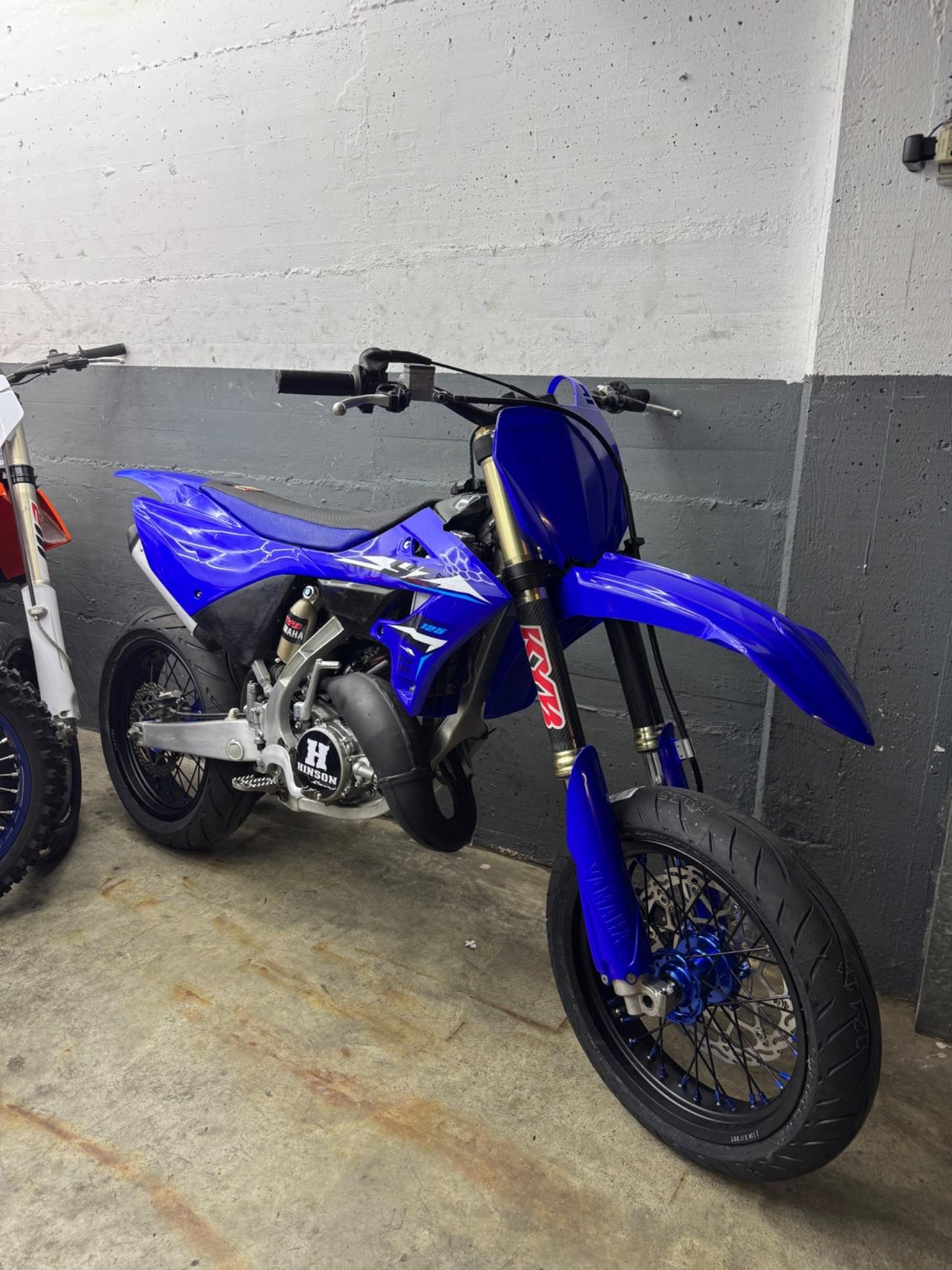 Yamaha YZ 125