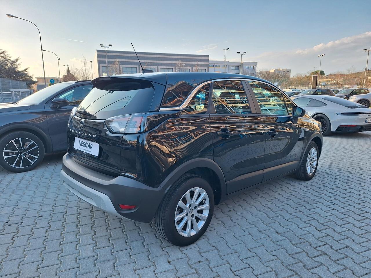 Opel Crossland 1.5 ECOTEC D 110 CV UNICO PROPRIETARIO IVA ESPOSTA X NEOPATENTATI