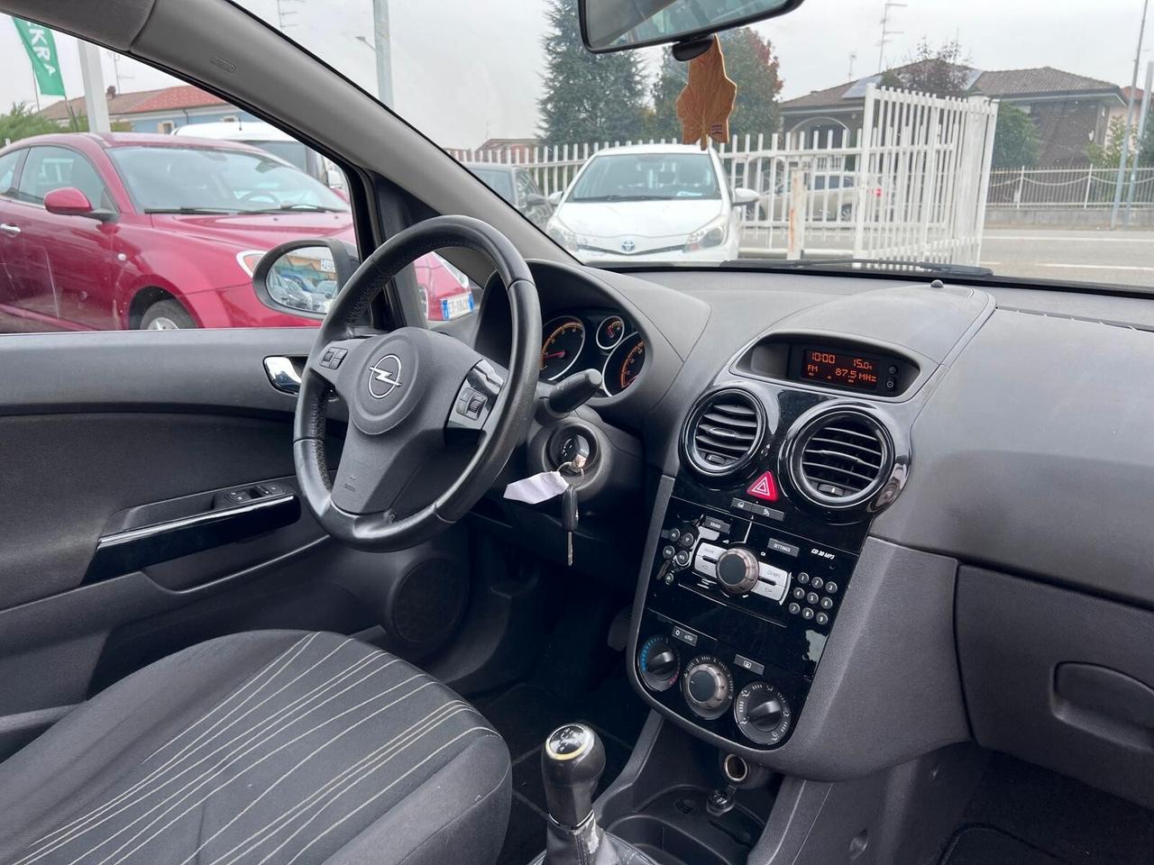 Opel Corsa 1.2 3 porte Sport