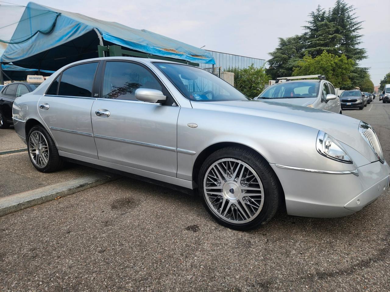 Lancia Thesis 2.4 JTD 20V aut. 100