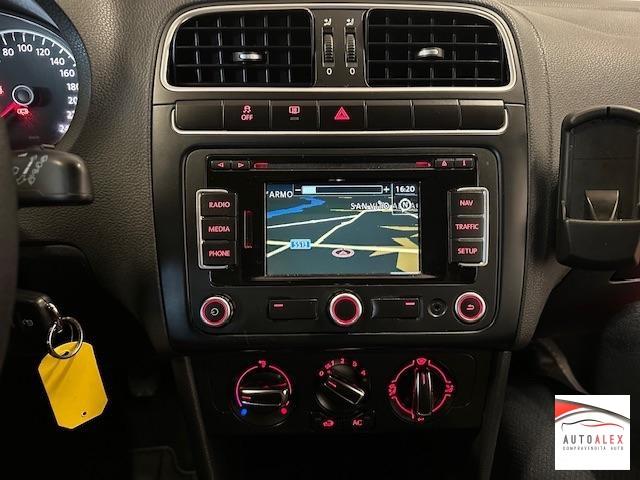 VOLKSWAGEN - Polo 5p 1.4 Highline ti piace stare NEOPATENTATI