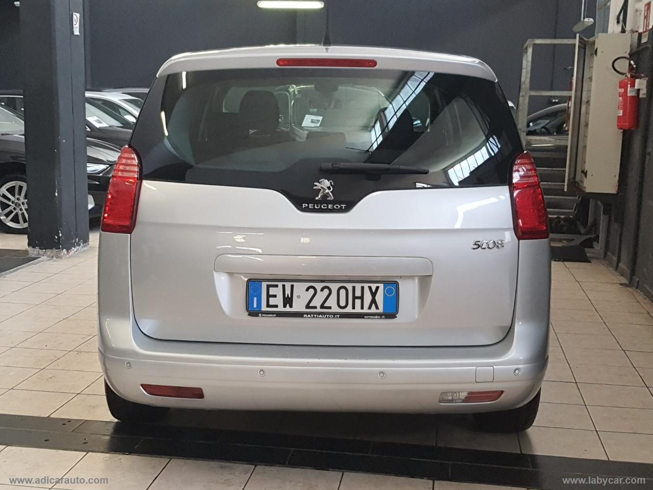 PEUGEOT 5008 1.6 HDi 115 CV Allure 7 POSTI