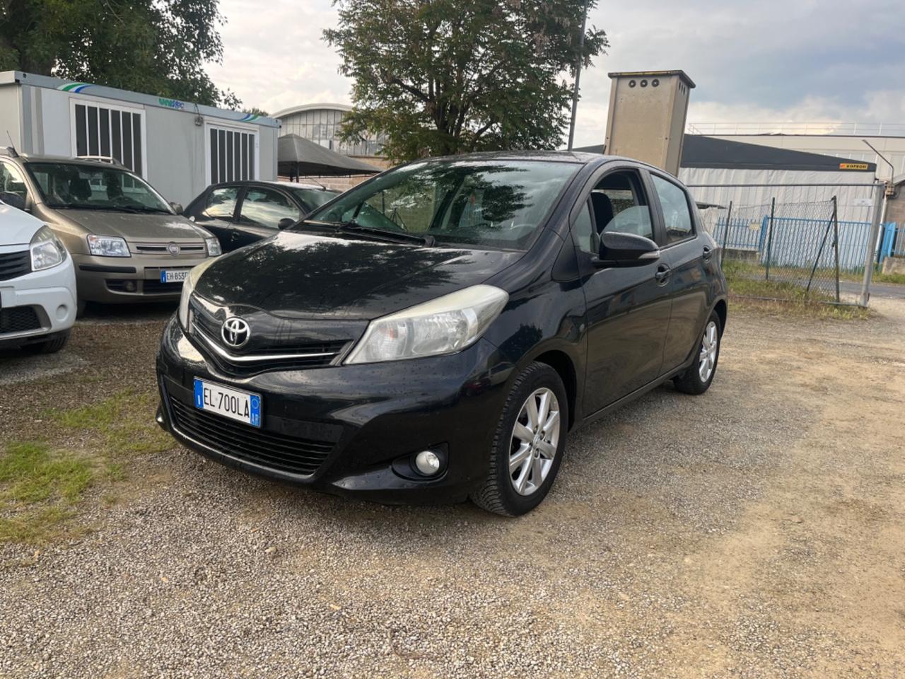 Toyota Yaris 1.0 5 porte Lounge 2012