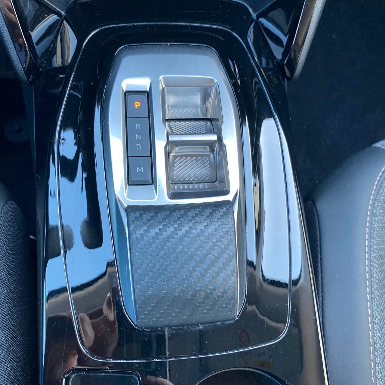 Peugeot 208 Hybrid 110 e-DCS6 Allure