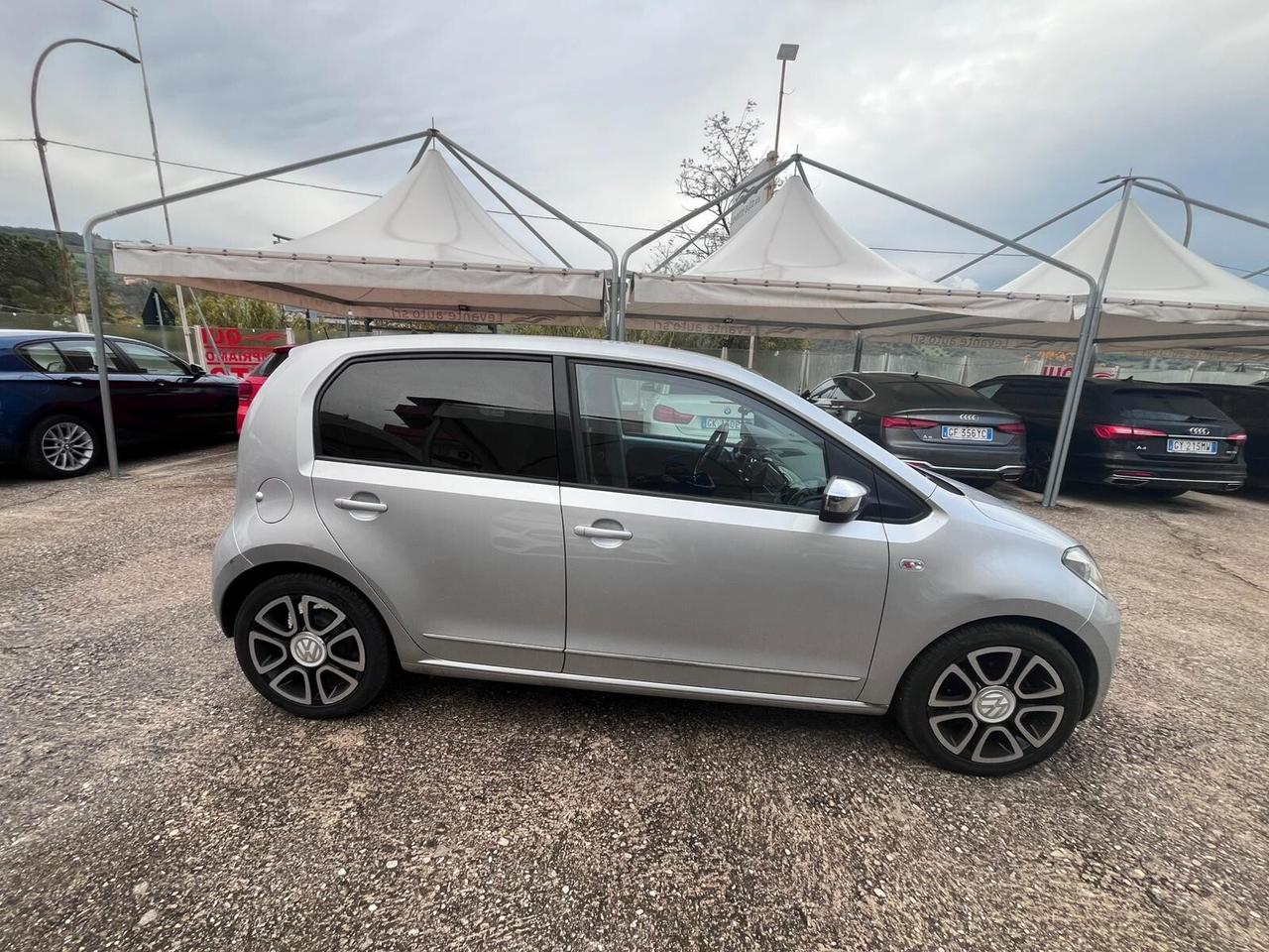 Volkswagen up! 1.0 75 CV 5p. high
