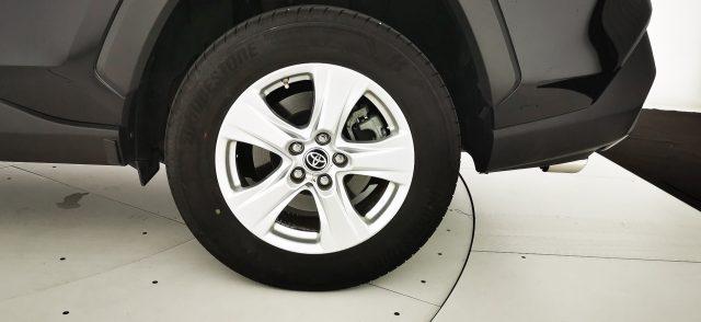 TOYOTA RAV 4 MY23 RAV4 2.5 HV (222CV) E-CVT AWD-i Business
