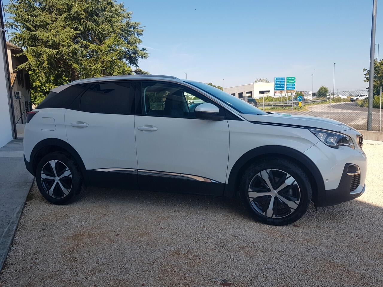 Peugeot 3008 BlueHDi 120 S&S EAT6 Allure